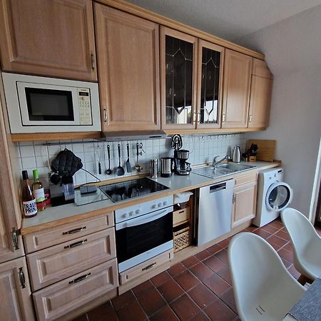 98Qm Wohnung Im Villenviertel - Voll Ausgestattet Mit Balkon Und Kamin - Wlan Gratis Вільгельмсгафен Екстер'єр фото