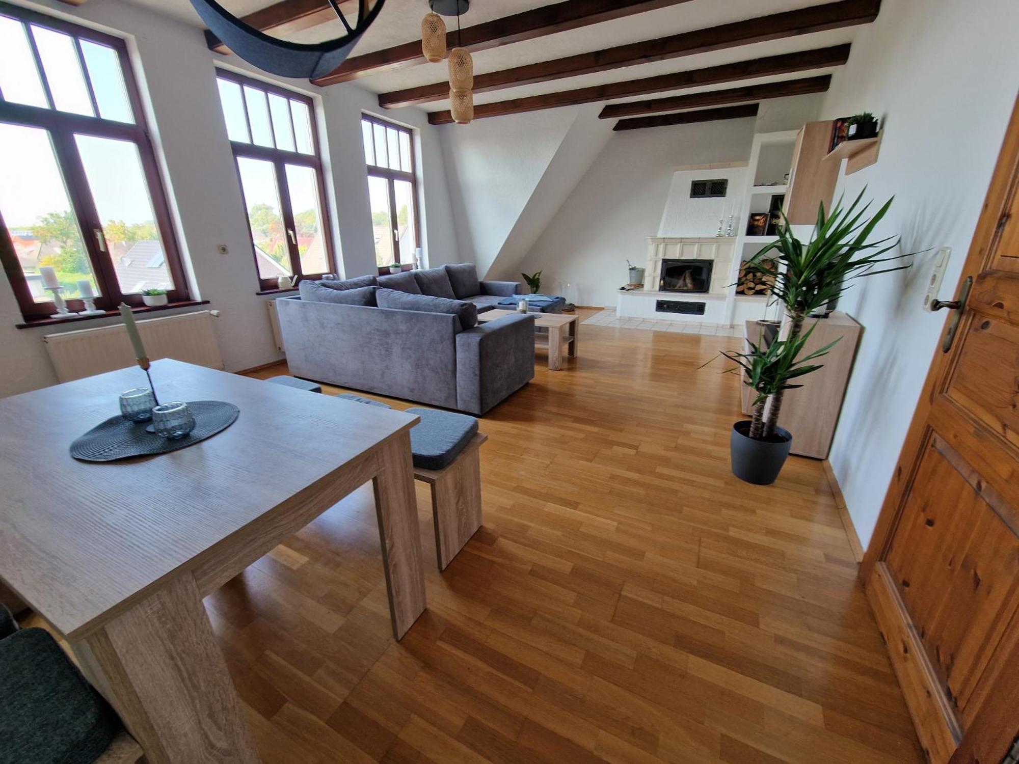 98Qm Wohnung Im Villenviertel - Voll Ausgestattet Mit Balkon Und Kamin - Wlan Gratis Вільгельмсгафен Екстер'єр фото