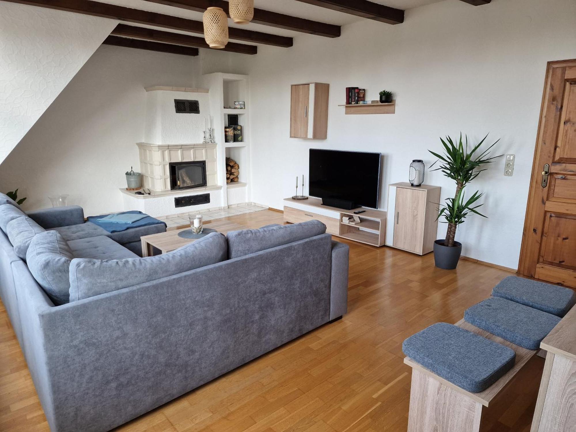 98Qm Wohnung Im Villenviertel - Voll Ausgestattet Mit Balkon Und Kamin - Wlan Gratis Вільгельмсгафен Екстер'єр фото