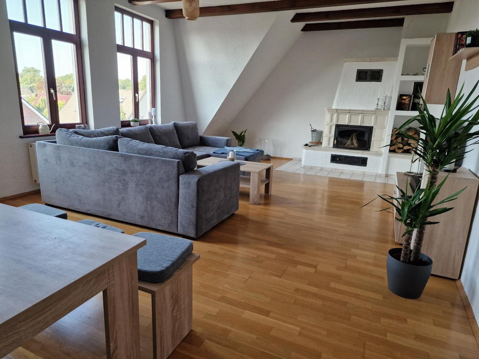 98Qm Wohnung Im Villenviertel - Voll Ausgestattet Mit Balkon Und Kamin - Wlan Gratis Вільгельмсгафен Екстер'єр фото